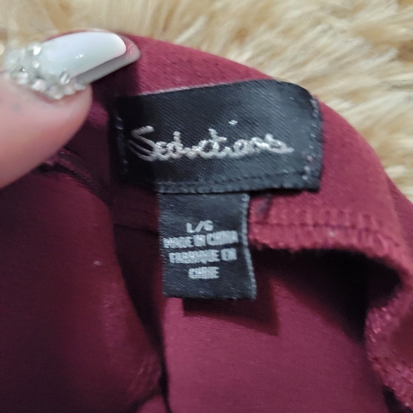 Burgundy skater skirt - Picture 2 of 2